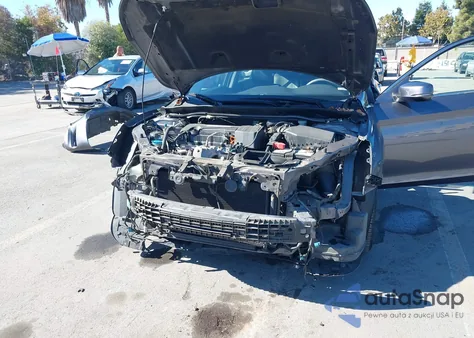 2015 Honda Accord Ex-L z USA, uszkodzony, nr VIN 1HGCR2F83FA067207